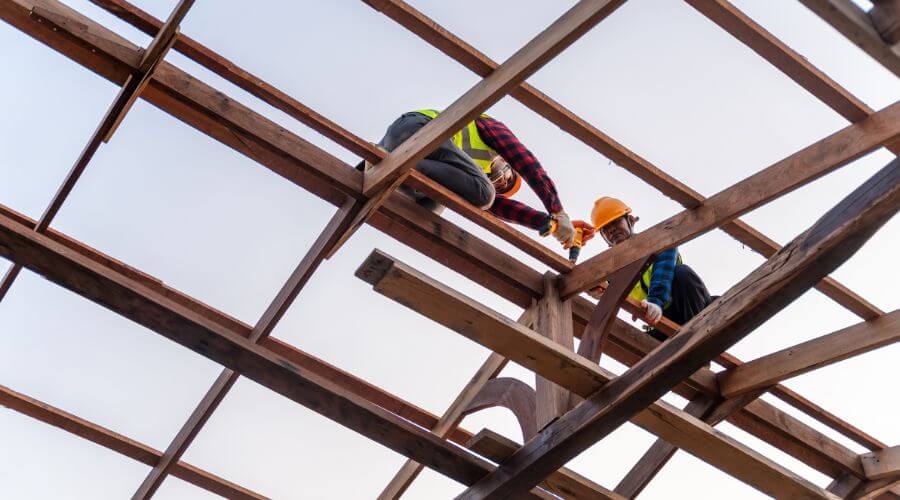 Professional gutter cleaning services in Brookeland, TX